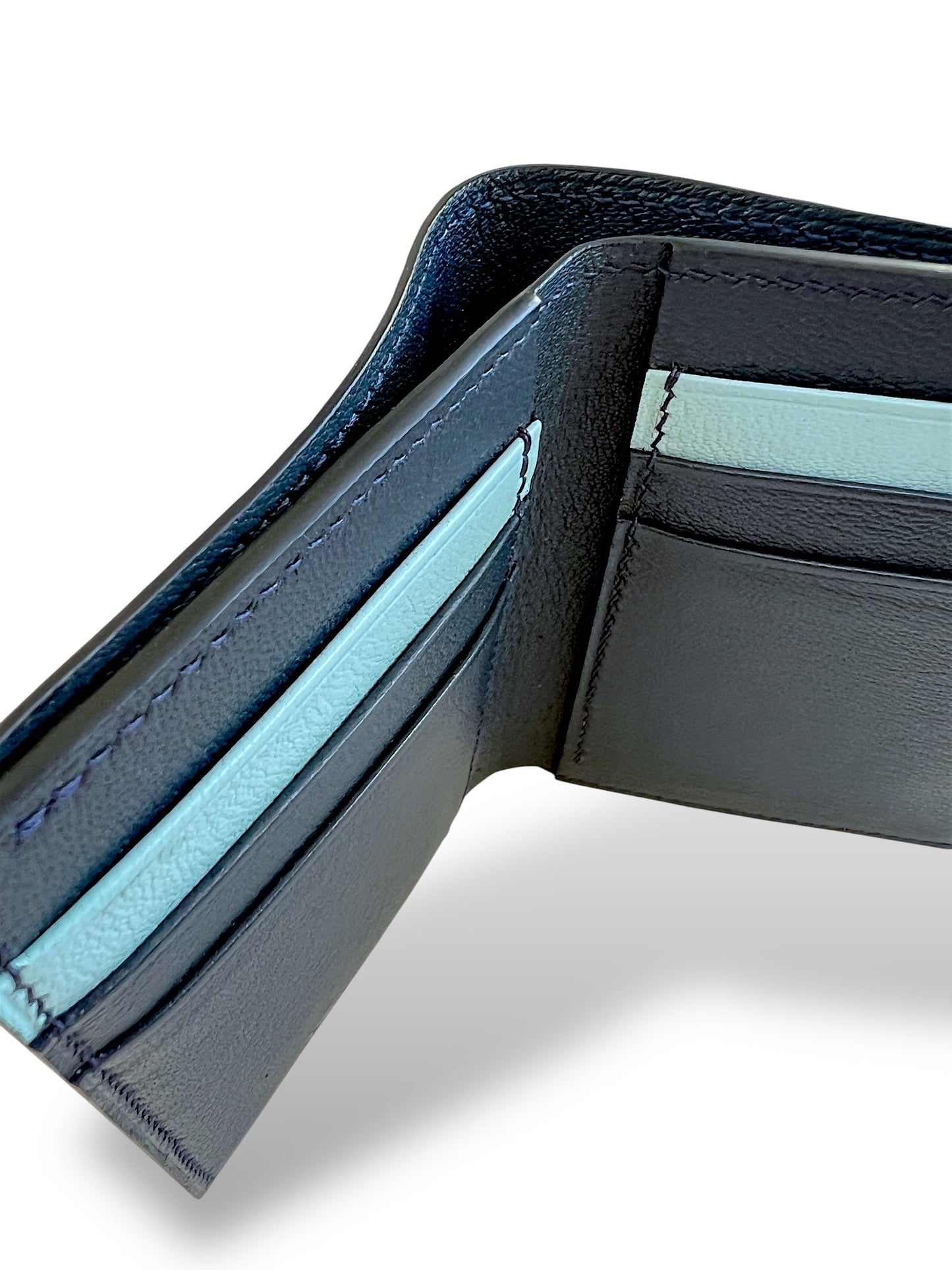 Hamilton wallet in chèvre  with chèvre interior, handcrafted by Jon Brady USA.