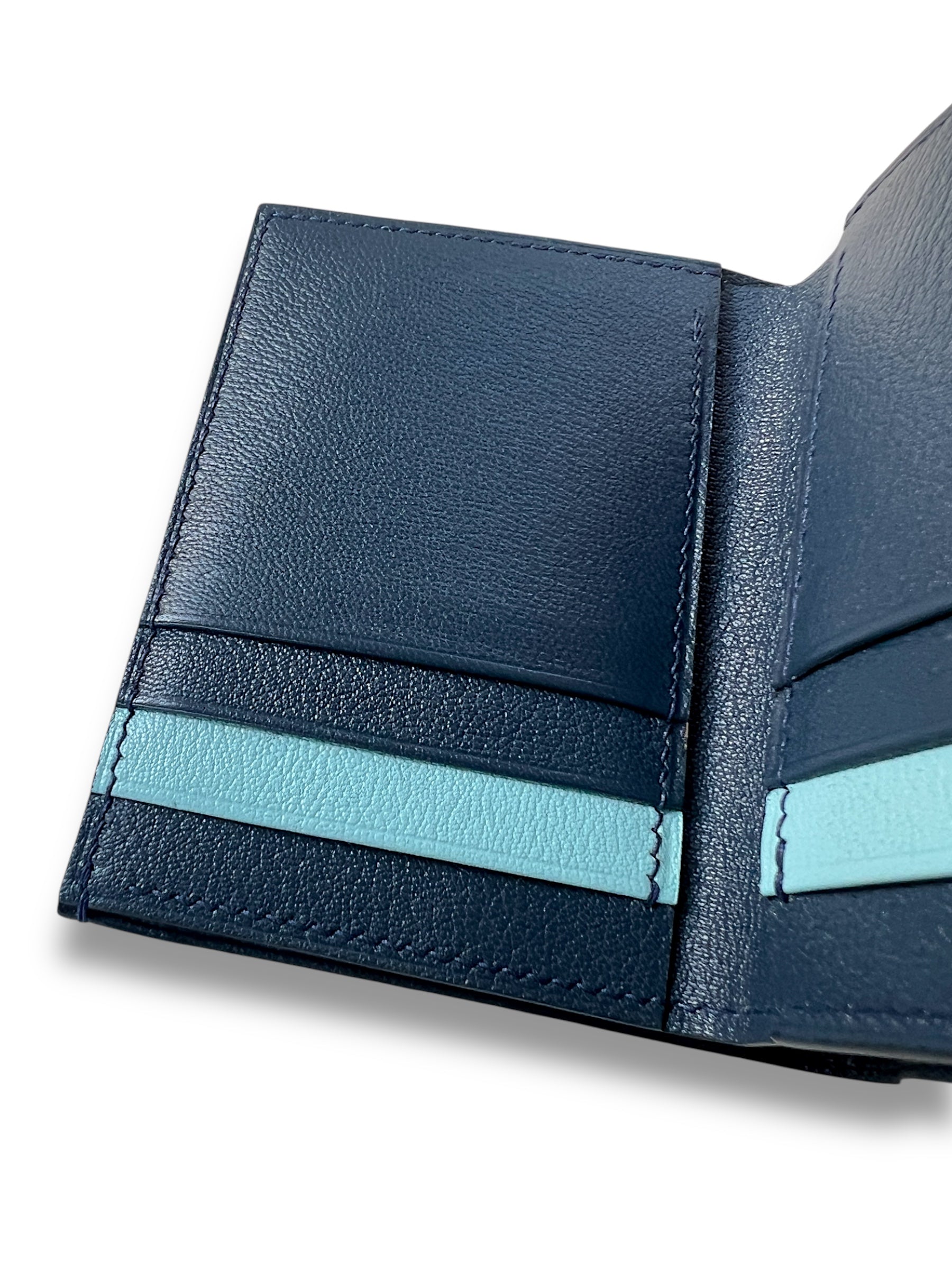 Hamilton wallet in chèvre  with chèvre interior, handcrafted by Jon Brady USA.