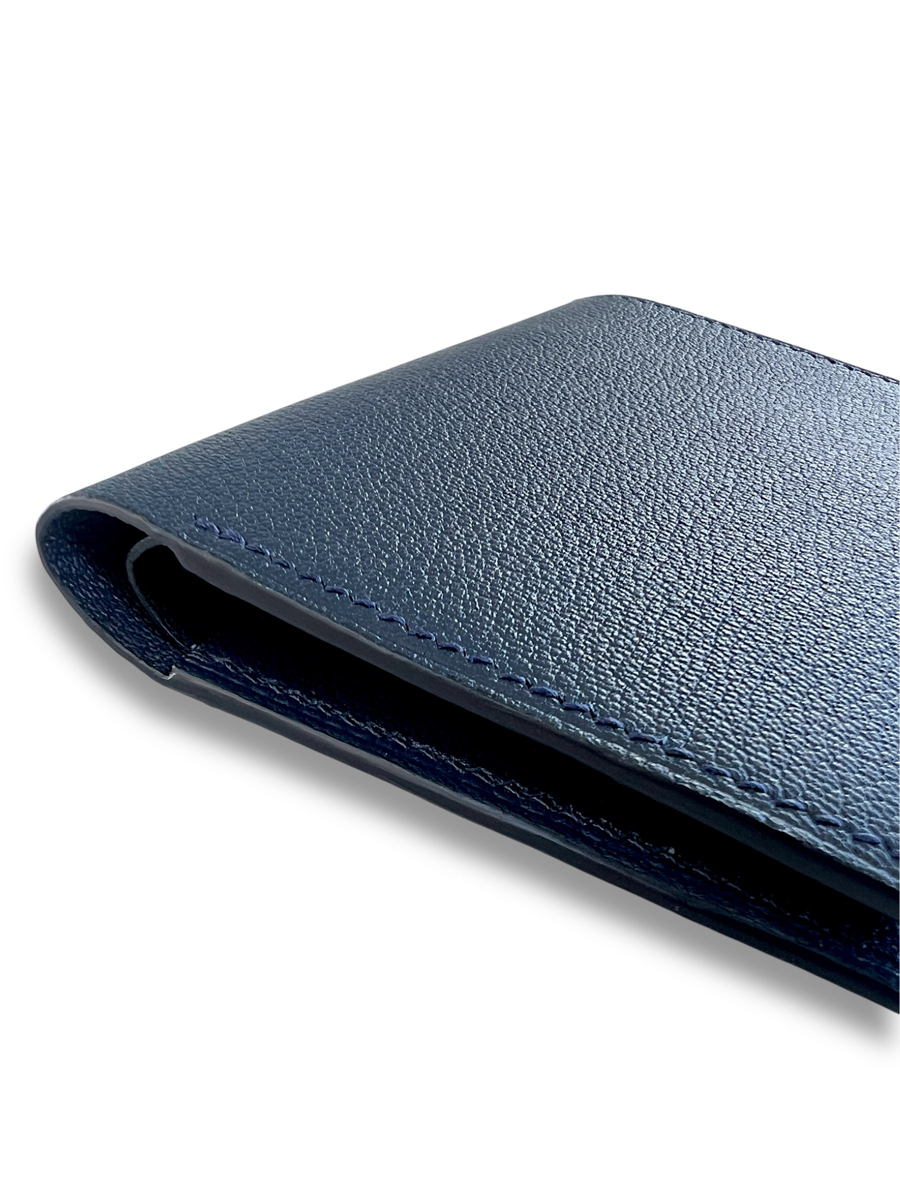 Hamilton wallet in chèvre  with chèvre interior, handcrafted by Jon Brady USA.