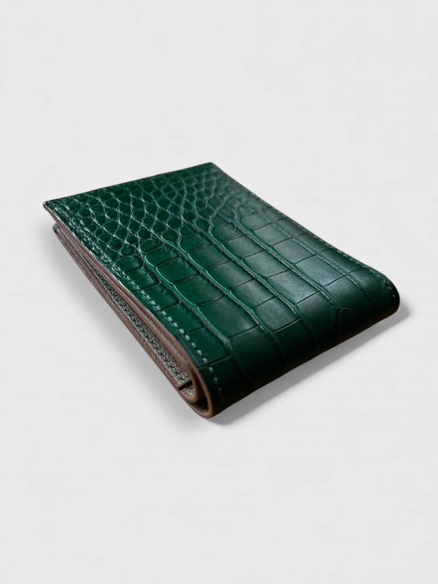 Ashford Wallet in Alligator & French chèvre