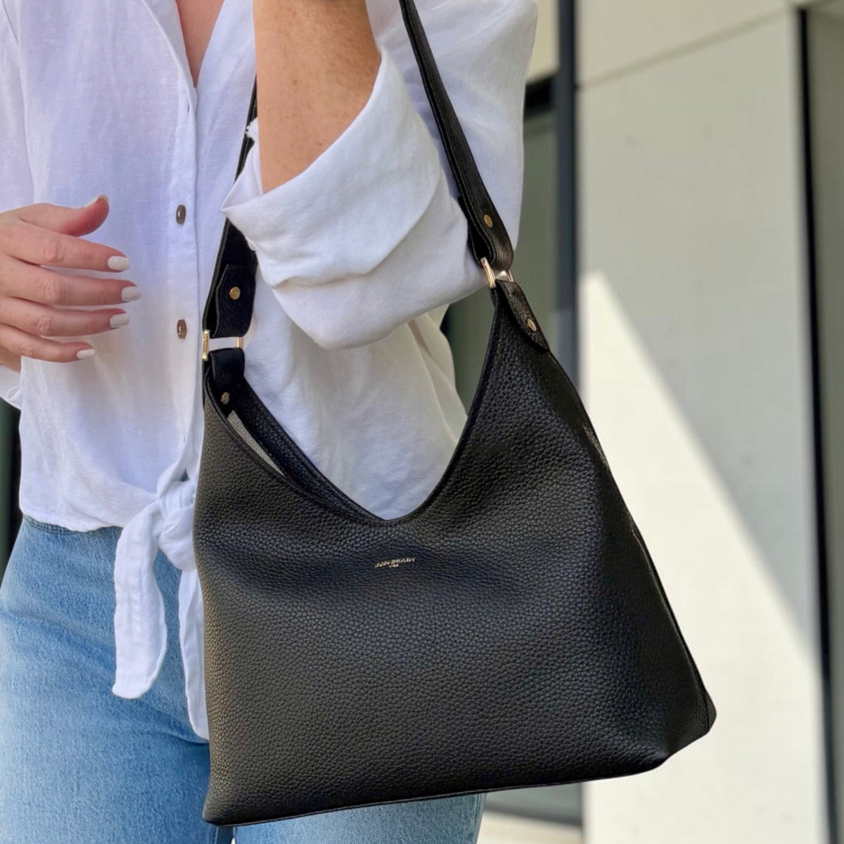 Vella Shoulder Bag-Black